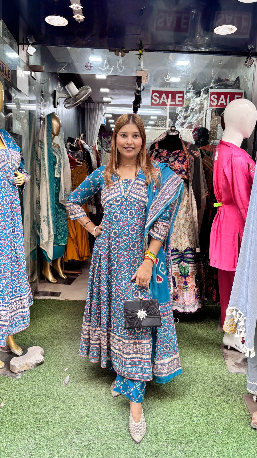 "Zivara" THREE PIECE ANARAKALI SUIT SET