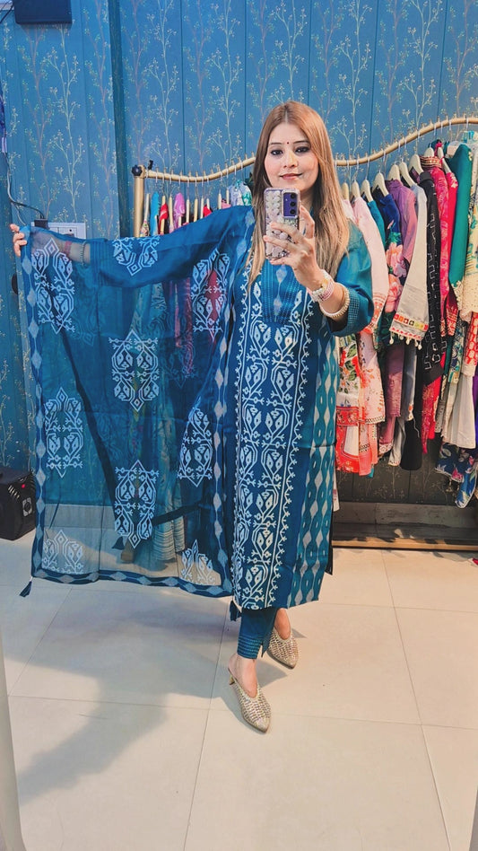 "Ikat "Printed Suit Set