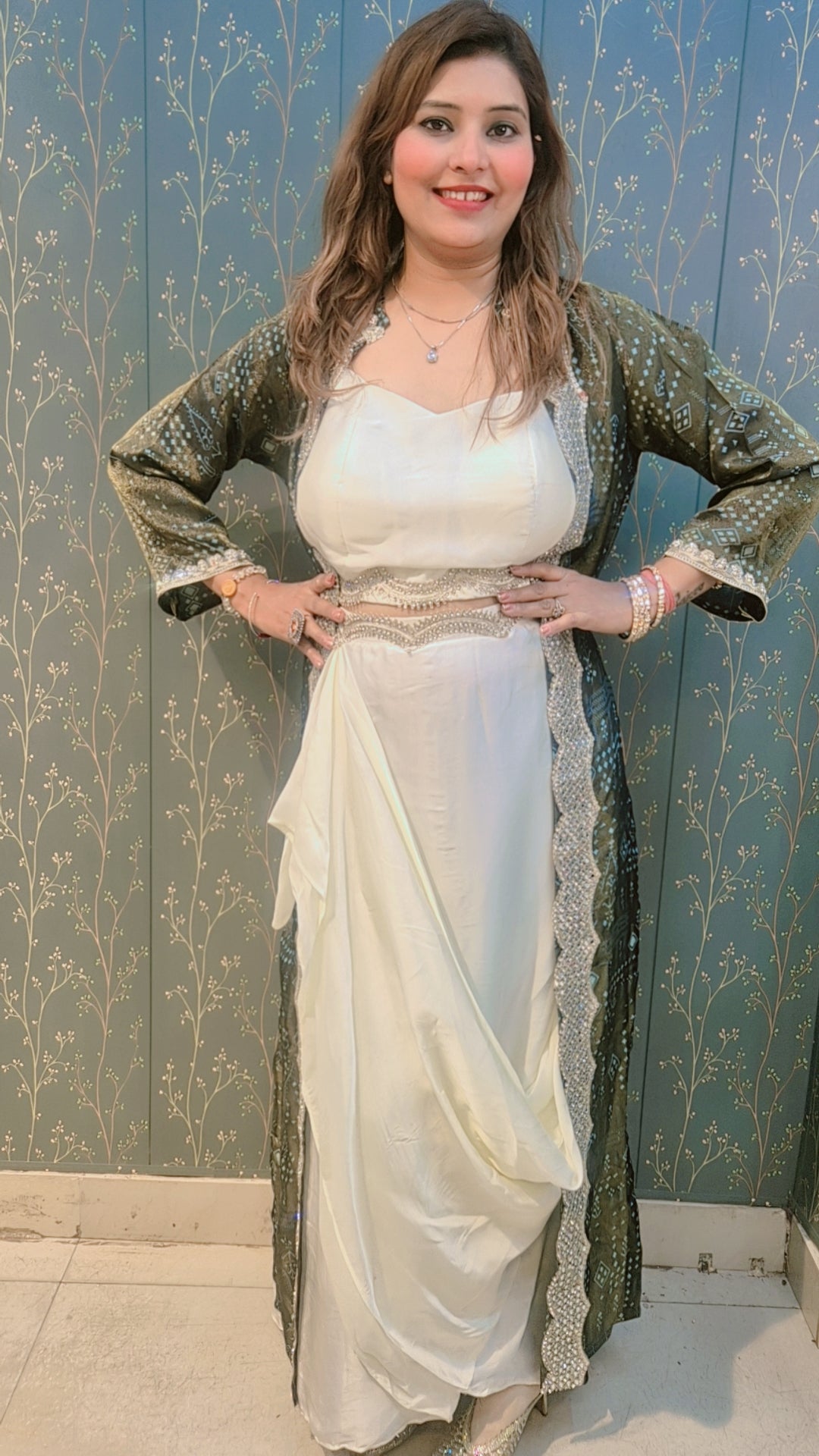 "RIYAAI" INDOWESTERN