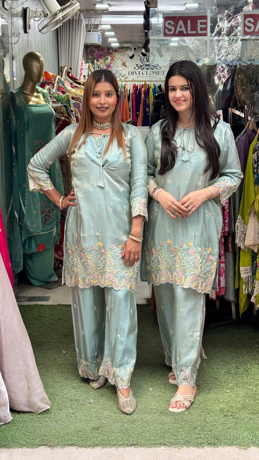 “Zariya Luxe Indo-Western”