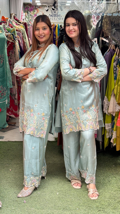 “Zariya Luxe Indo-Western”