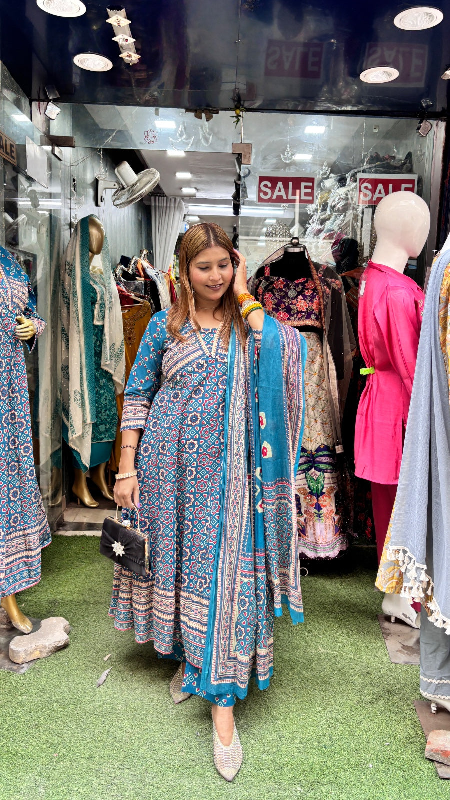 "Zivara" THREE PIECE ANARAKALI SUIT SET